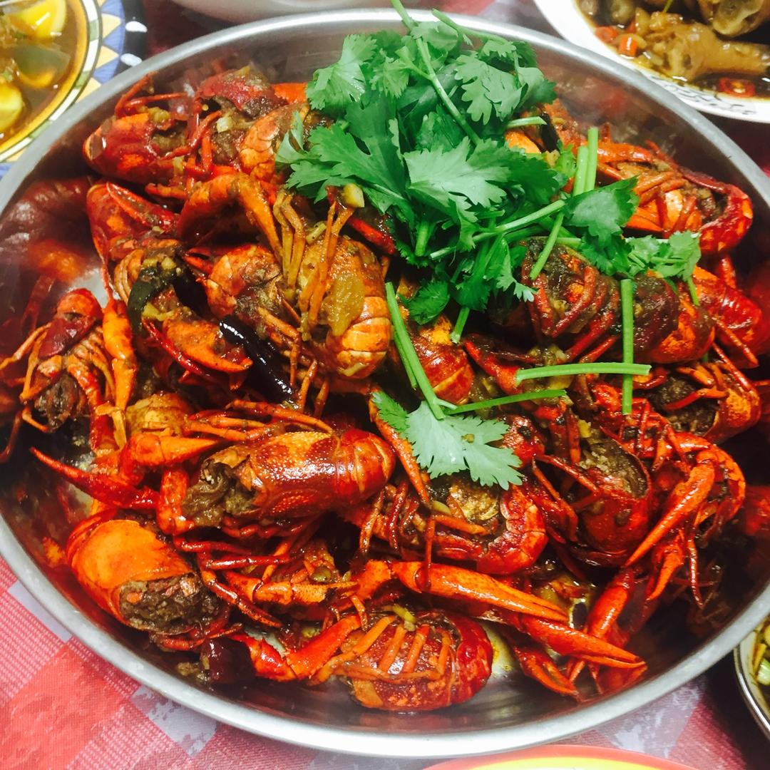 miumiu淼做的堂妈小厨麻辣小龙虾