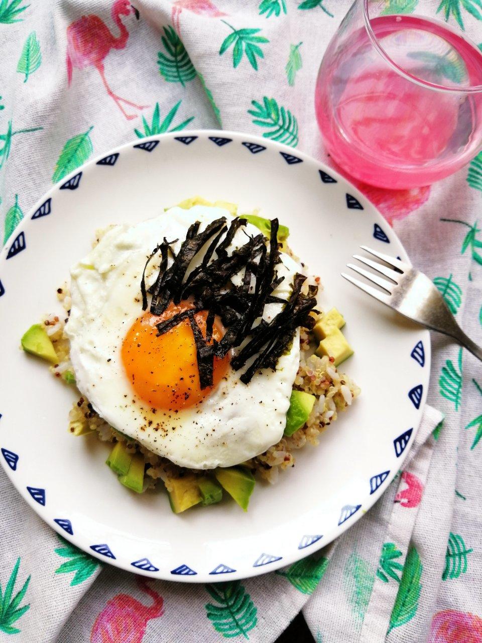 【增肌减脂】牛油果鸡蛋拌饭