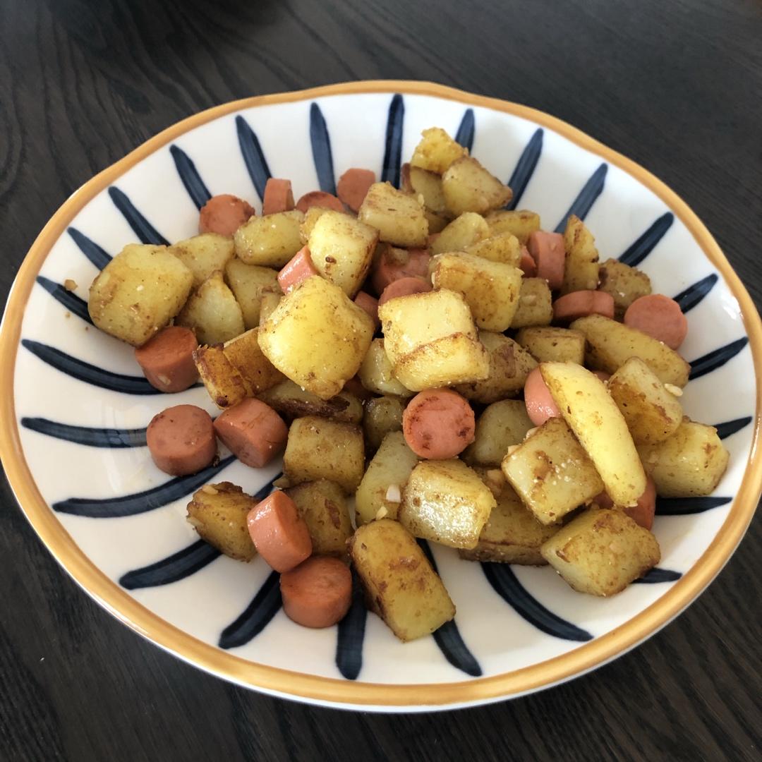 孜然火腿土豆丁