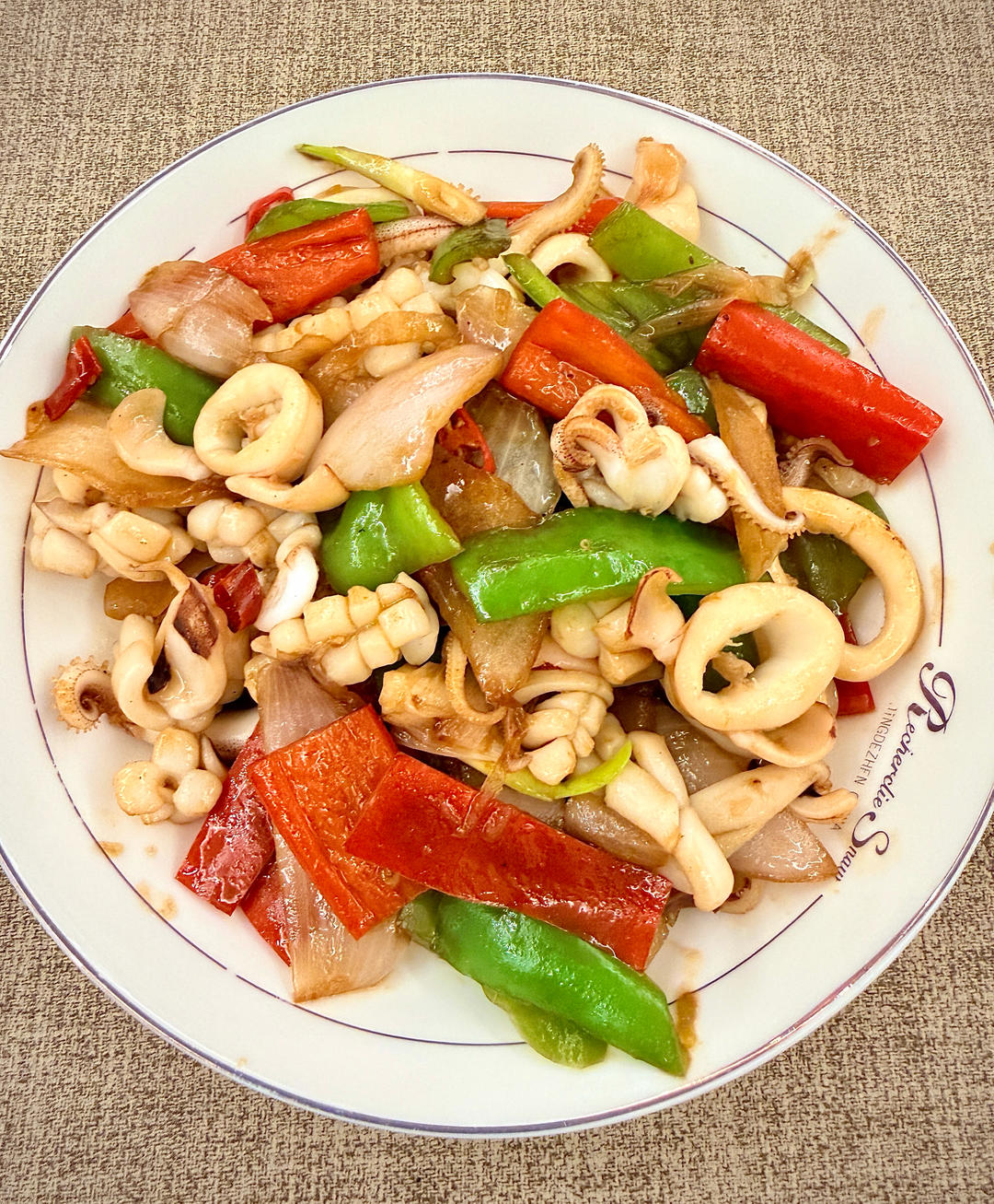 0厨艺的快手菜——爆炒鱿鱼