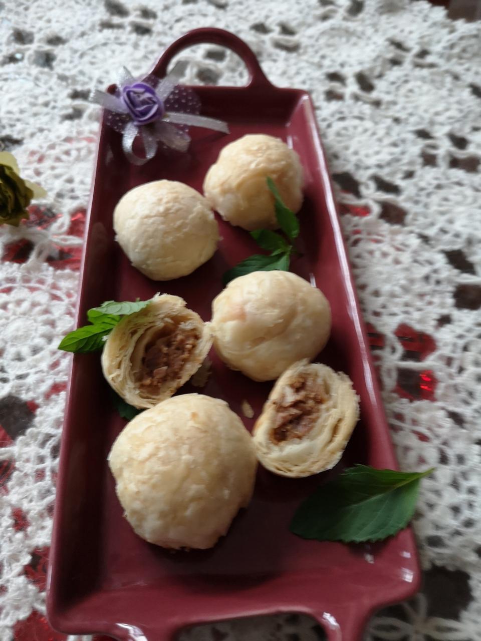 泳式鲜肉榨菜月饼