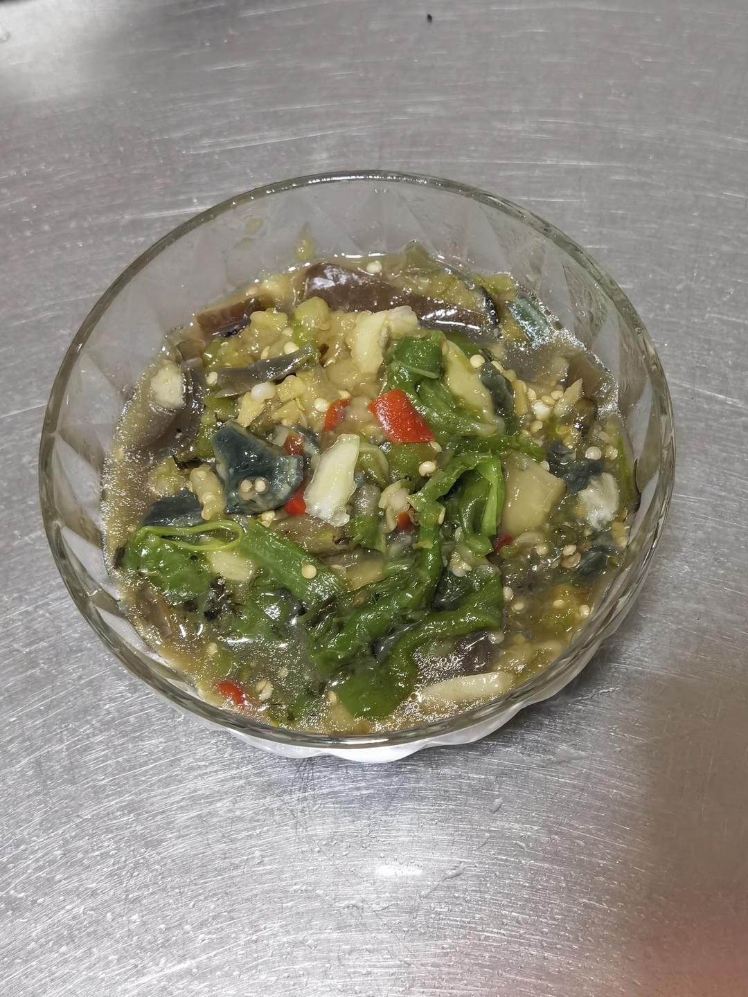 擂辣椒皮蛋茄子