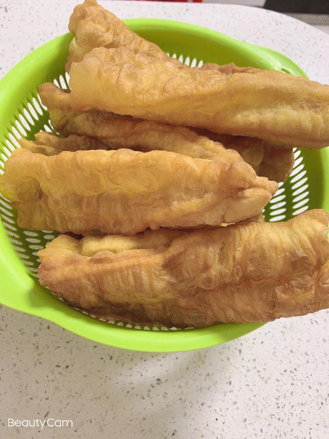 蓬松大油条