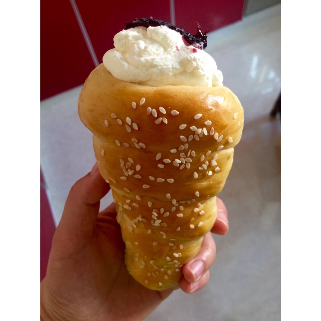 牛角面包卷 Bread Cone
