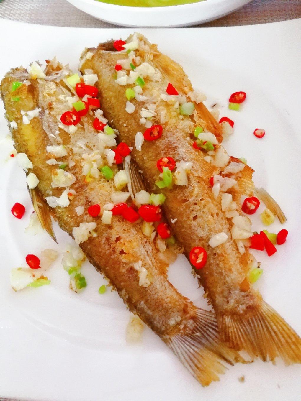 油煎刁子鱼🐟🐟🐟