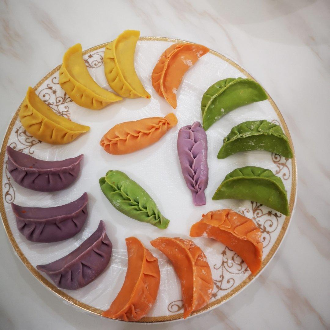 胡萝卜玉米彩色水饺