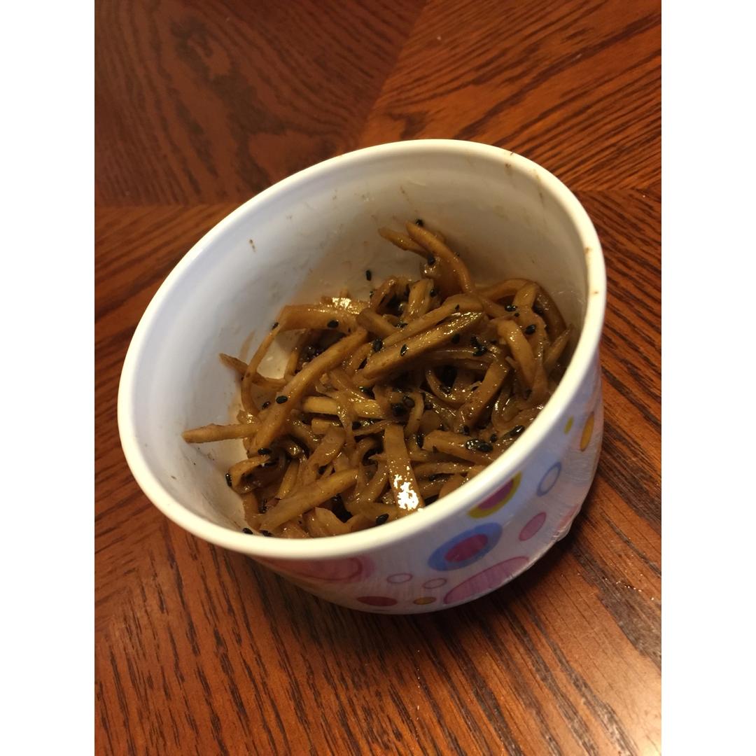 芥味浓郁的腌芥菜丝