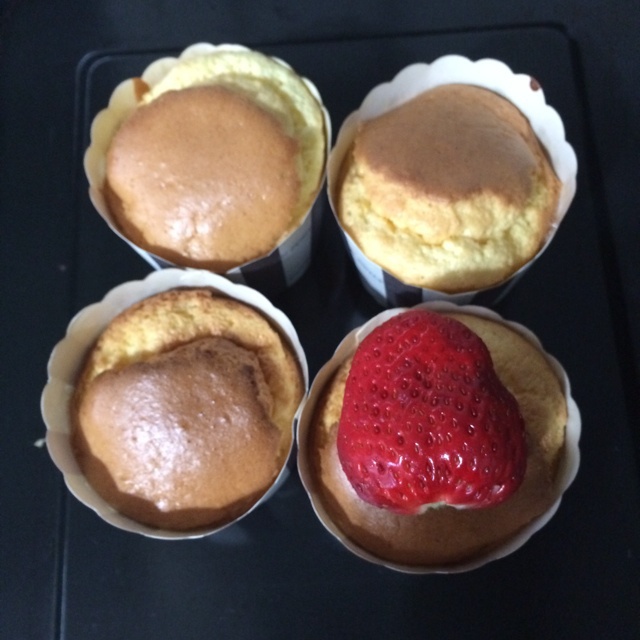 蛋香十足の海绵杯子蛋糕，伴手礼好选择。