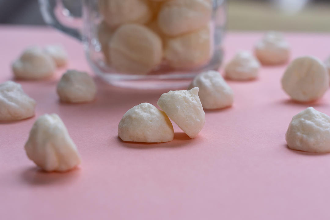 #小熊电烤箱食谱#：蛋白溶豆的做法