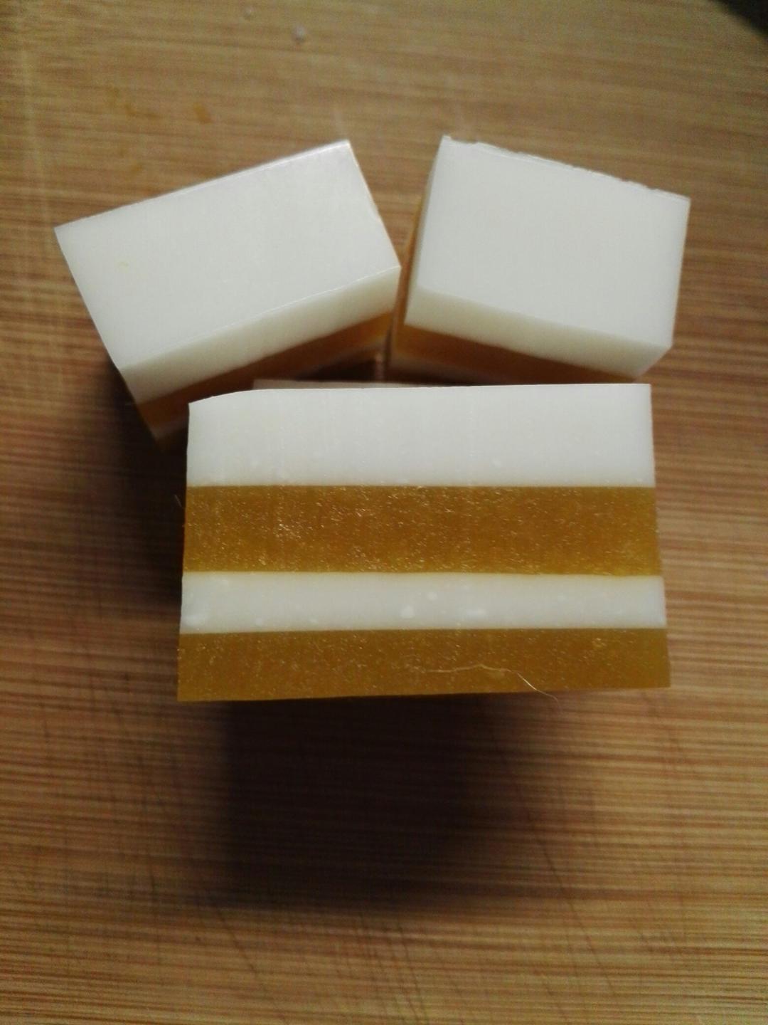 芒果椰汁千层糕