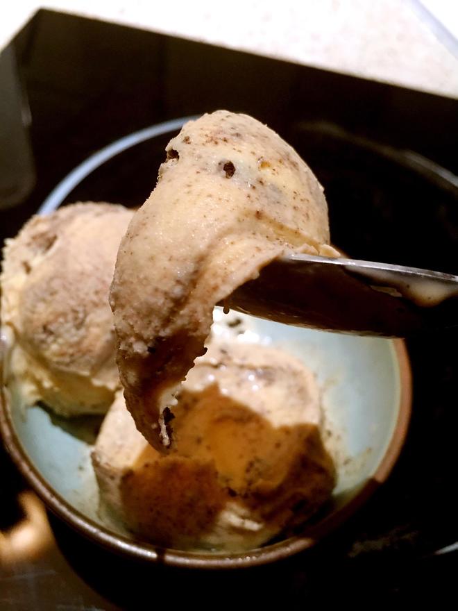 奥利奥香草冰淇淋的做法