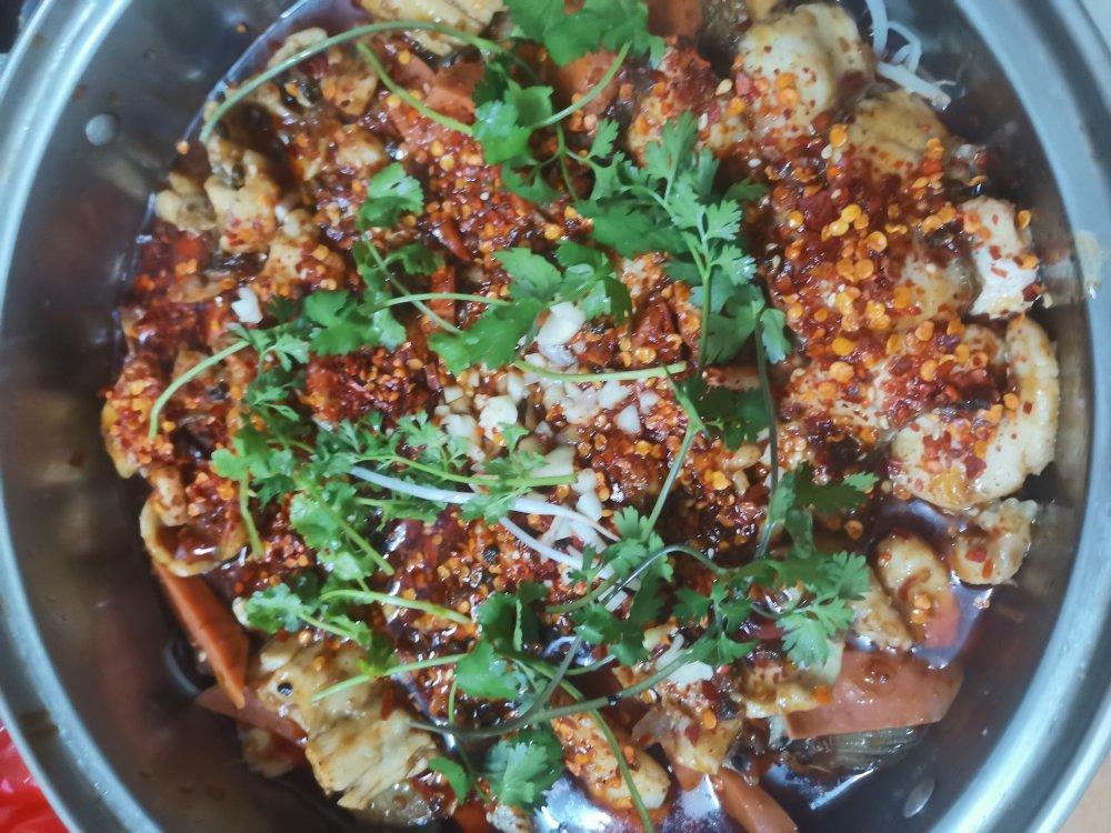 麻麻辣辣水煮鱼片🐟海底捞调料版😋厨艺小白也能做的一道大菜