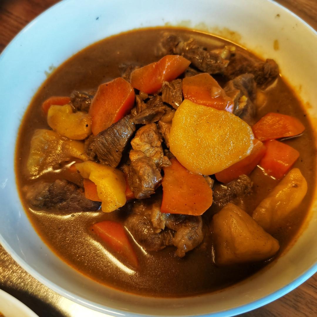 咖喱牛肉土豆