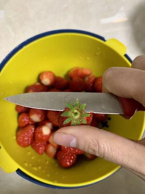 【网红草莓🍓牛乳茶】附草莓酱做法的做法 步骤5
