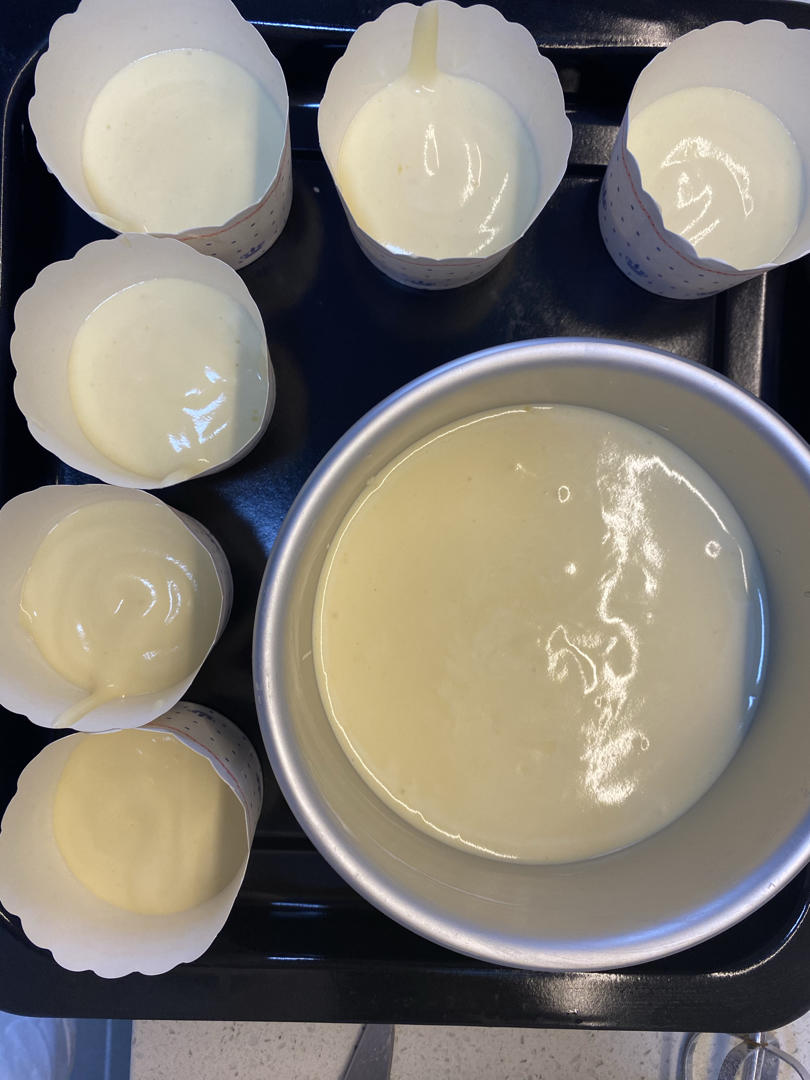 纸杯蛋糕不开裂（可做戚风蛋糕）