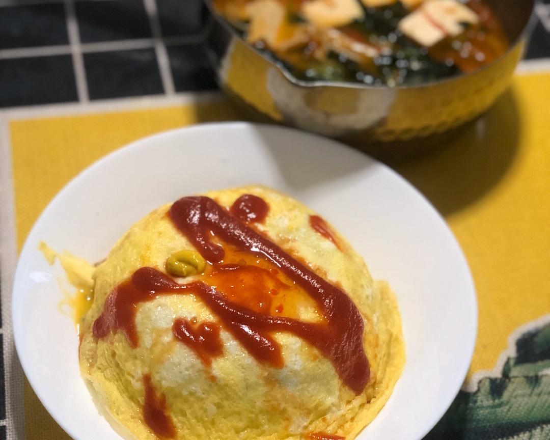 超快手，一次就成功的韩式海鲜蛋包饭~