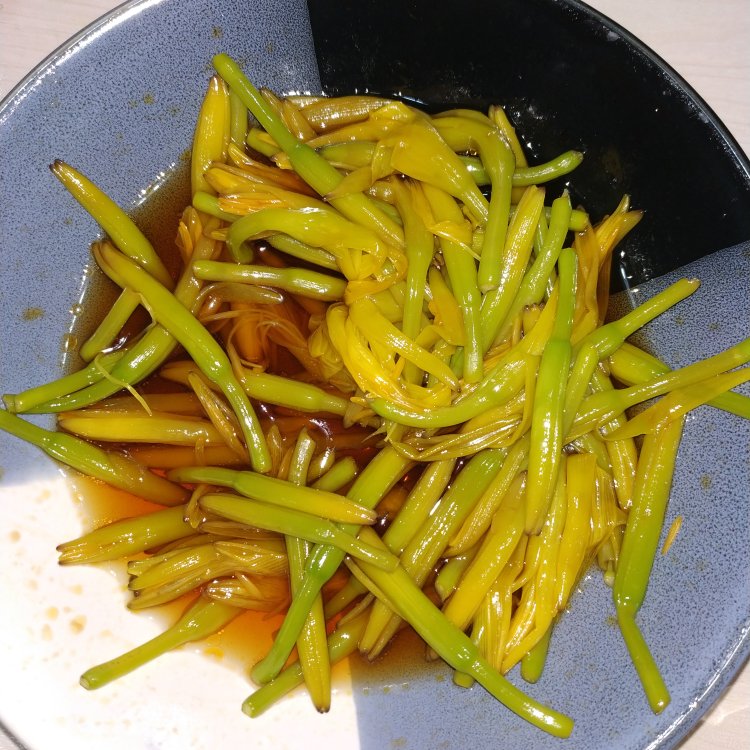 新鲜黄花菜怎么吃图片