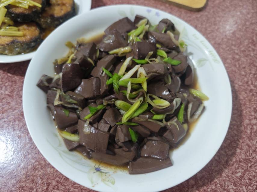 家常炒鸭血