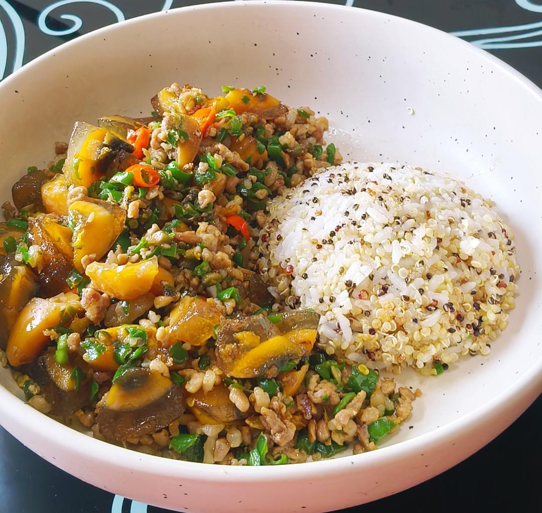 皮蛋炒肉末(不加一滴油)