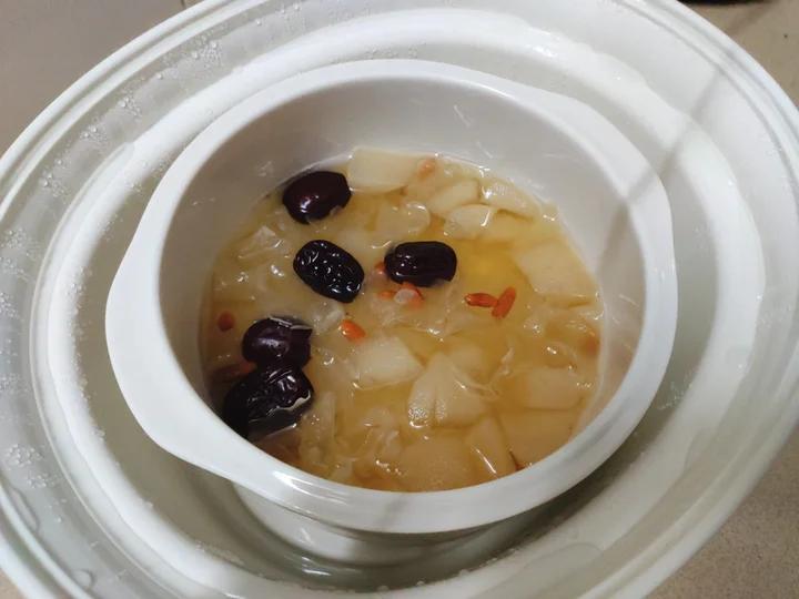 冰糖炖雪梨🍐(隔水炖)