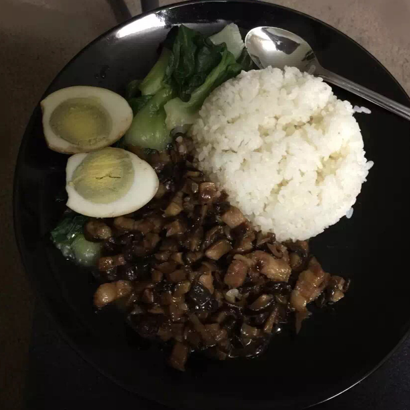 台式卤肉饭