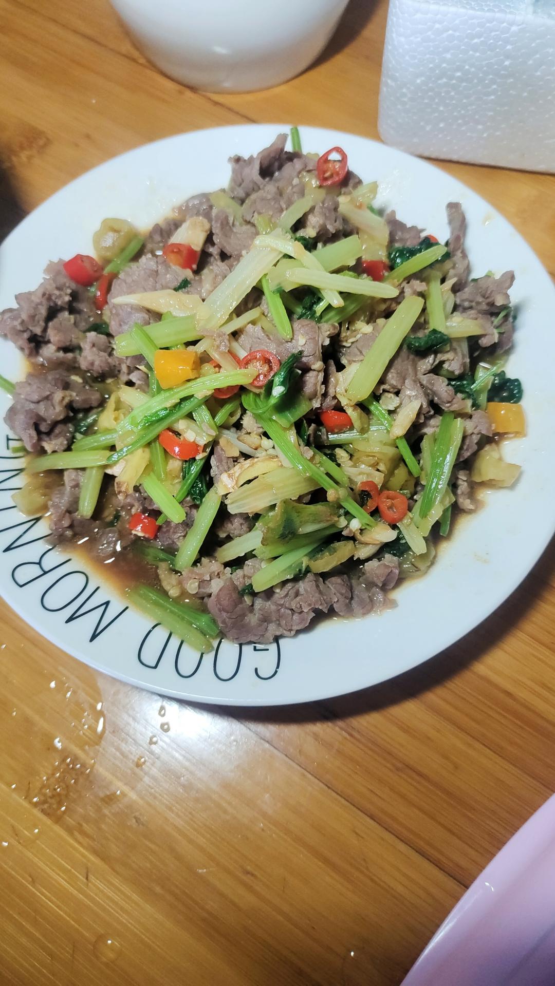 野山椒炒牛肉