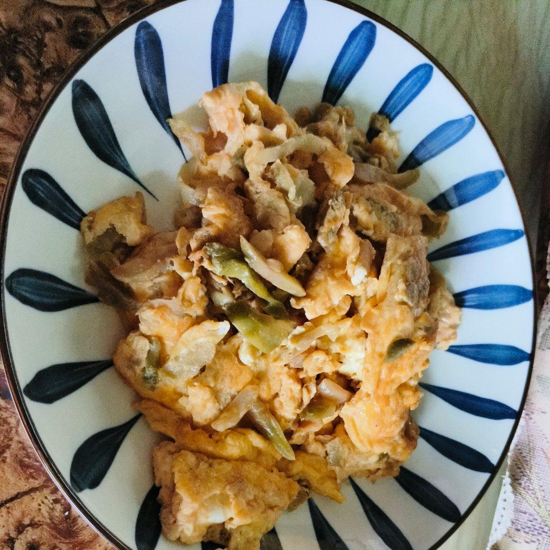早餐好伴侣——榨菜炒鸡蛋