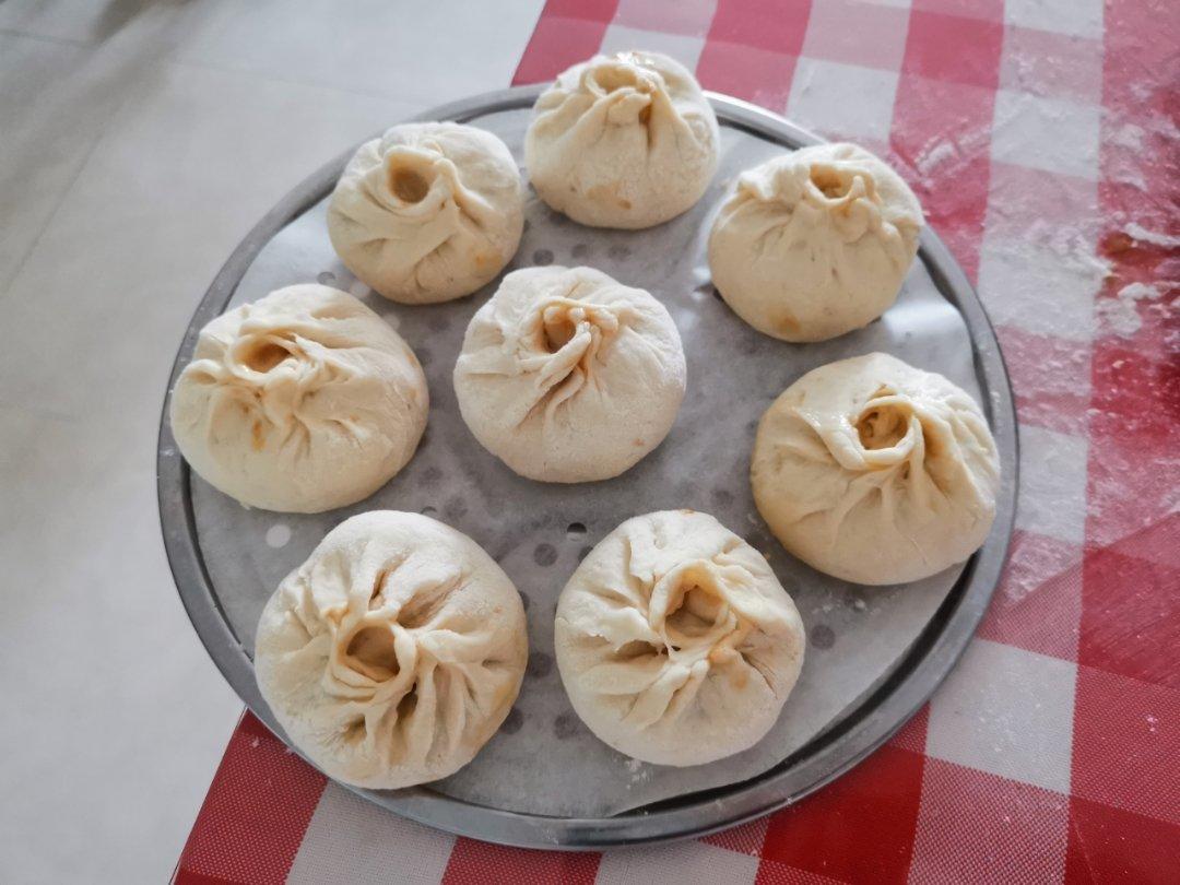 茄子酱肉包子