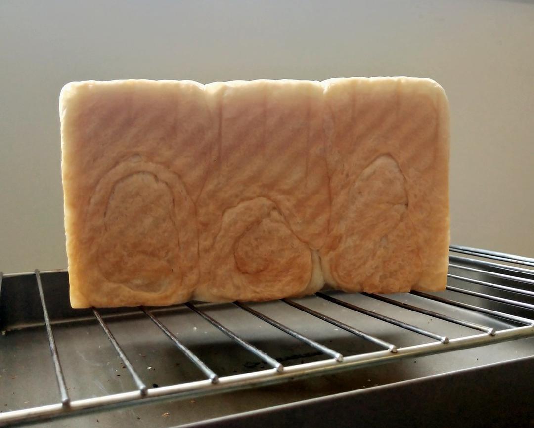 早餐白吐司          （庞多米 Pain de mie）