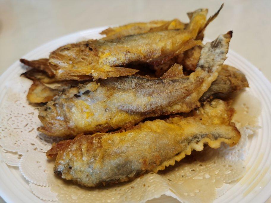酥炸小黄花鱼