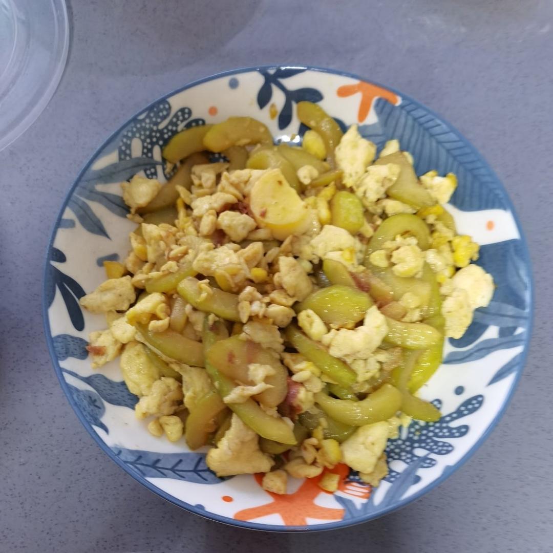 西葫芦炒蛋