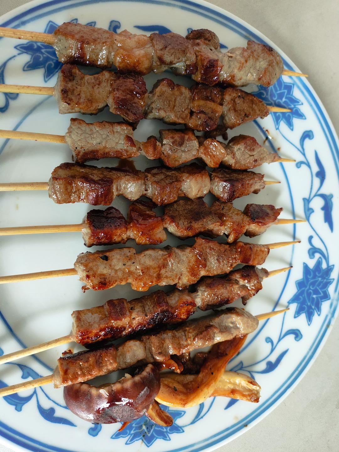 淄博烧烤之牛肉串腌制