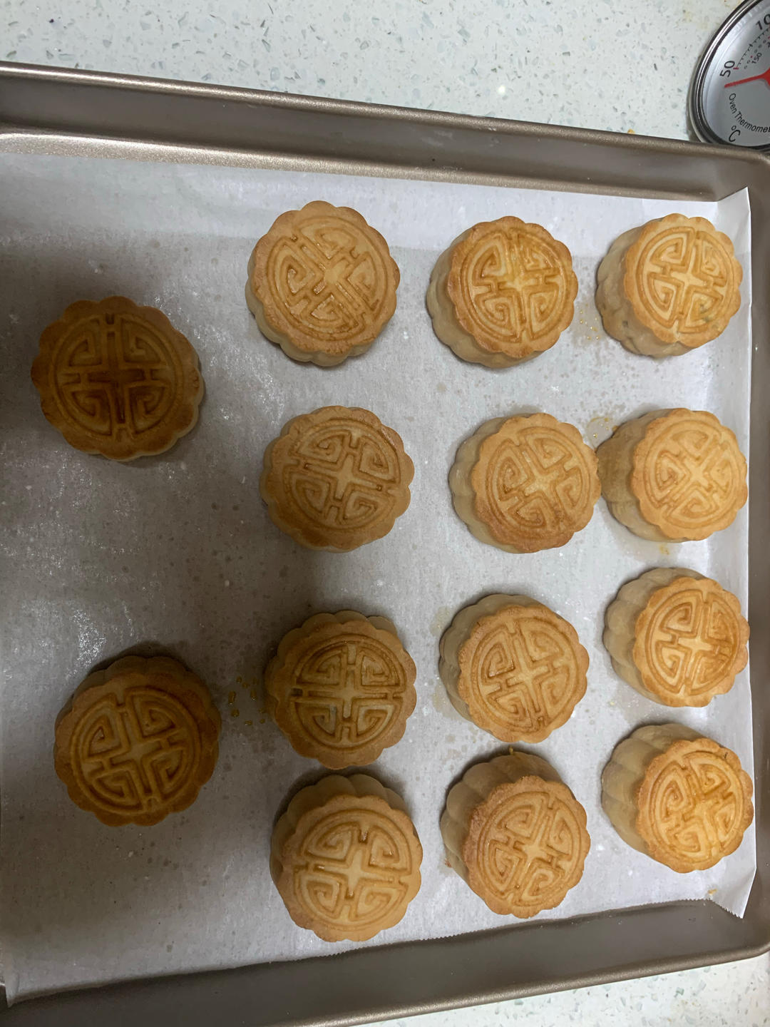 广式月饼—蛋黄莲蓉月饼