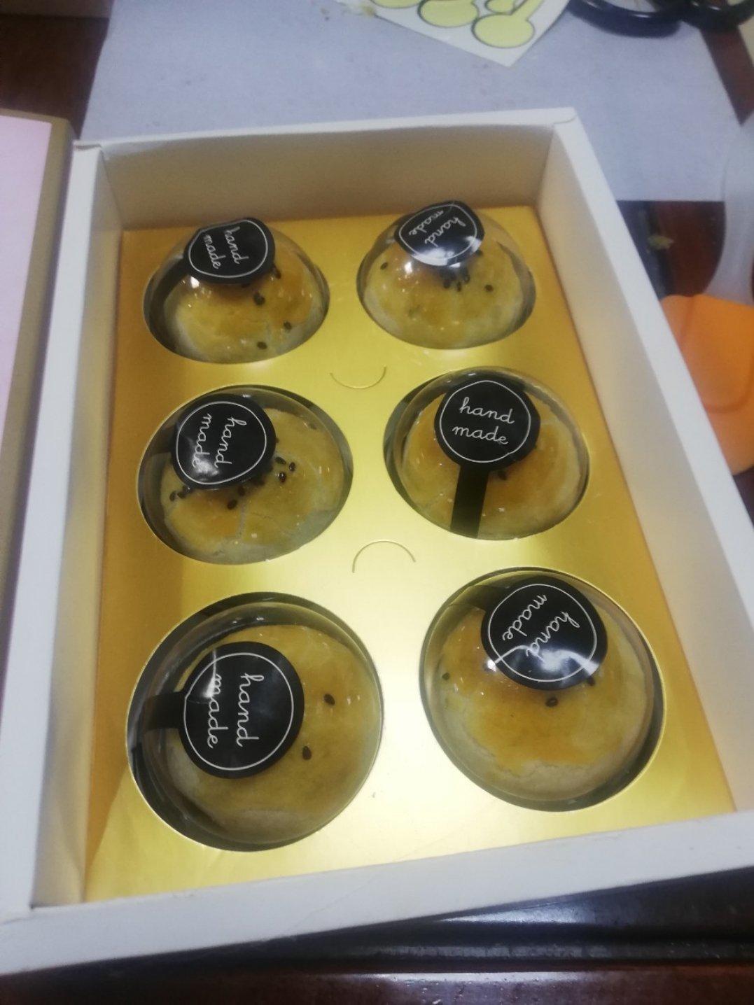 蛋黄酥