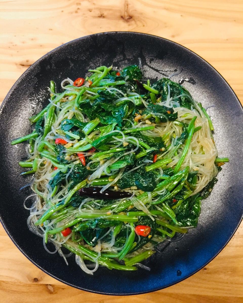 好吃的菠菜在哪里——爽口菠菜拌粉丝