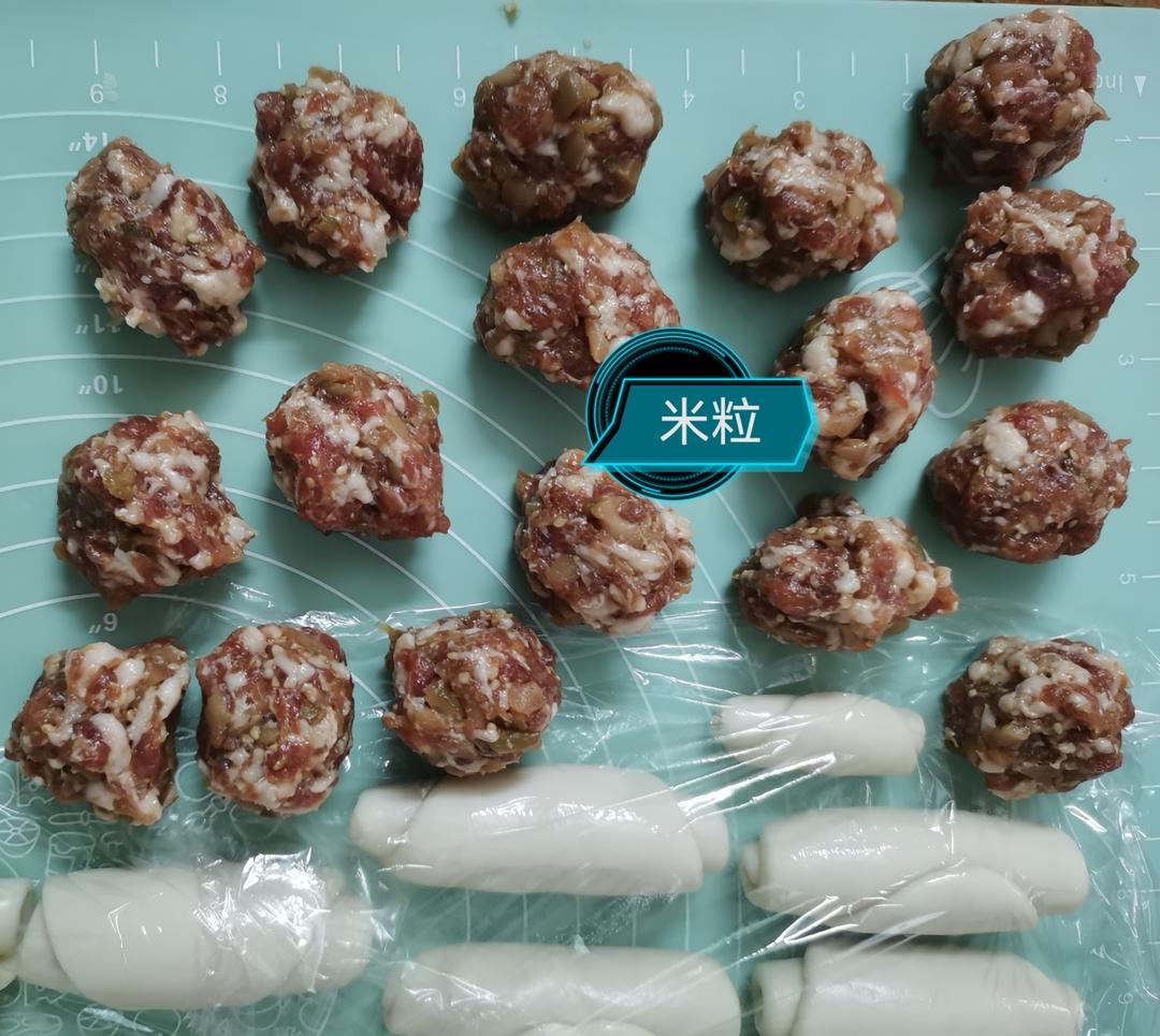 泳式鲜肉榨菜月饼