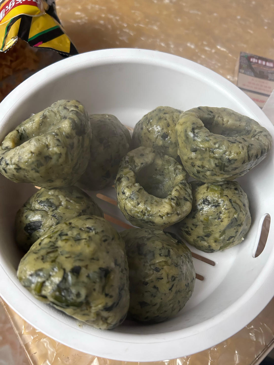 玉米面菜窝头