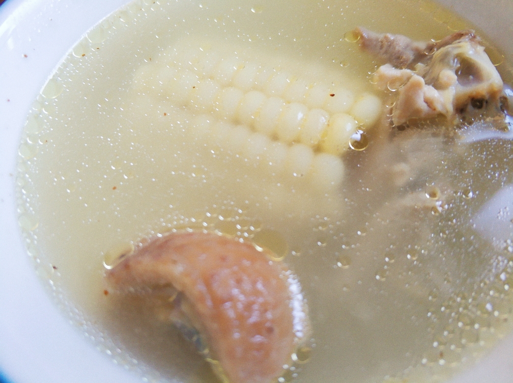 【汤啊汤】鸡骨玉米汤的做法