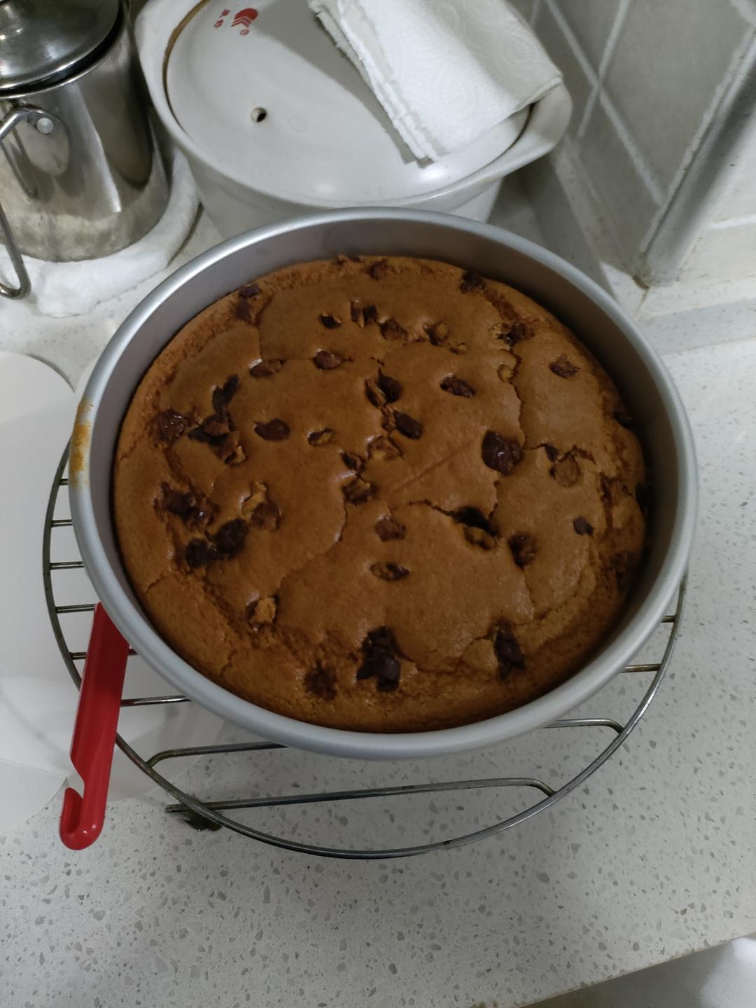 一个只有黄豆粉的6寸黄豆戚风蛋糕（自制黄豆粉）