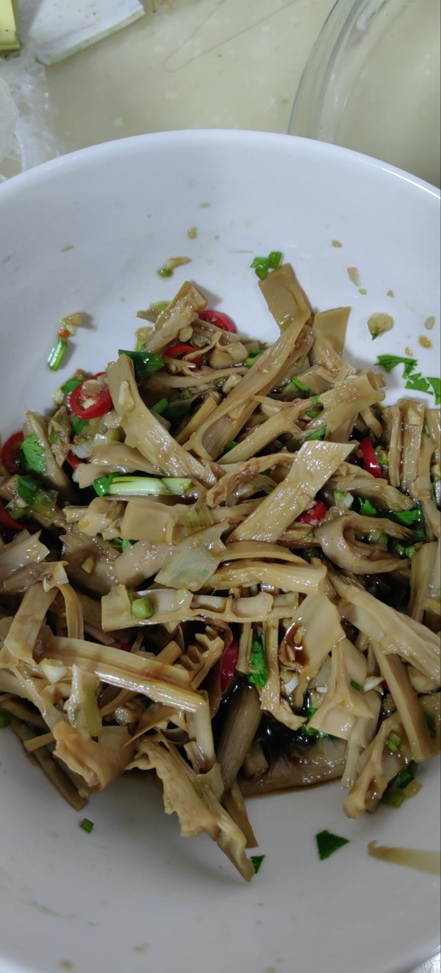 ☘️超级开胃的凉拌野笋干🌿