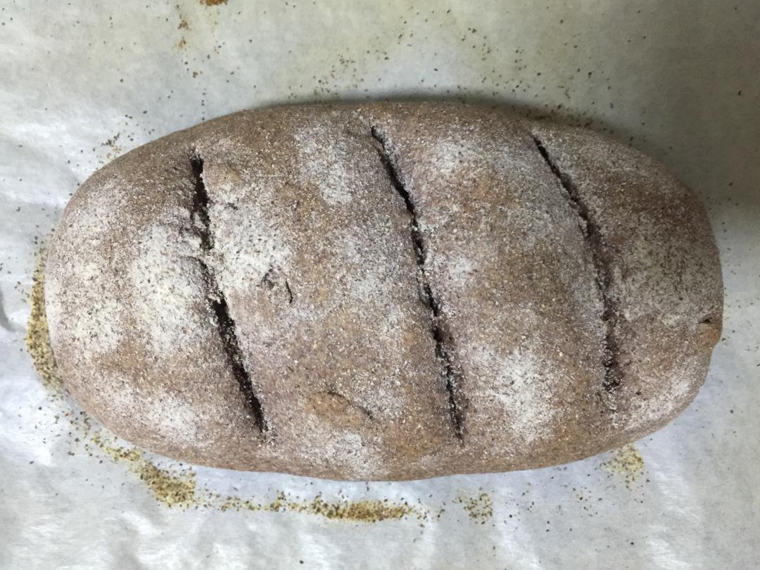 无油无糖无需手套膜的低脂全麦面包