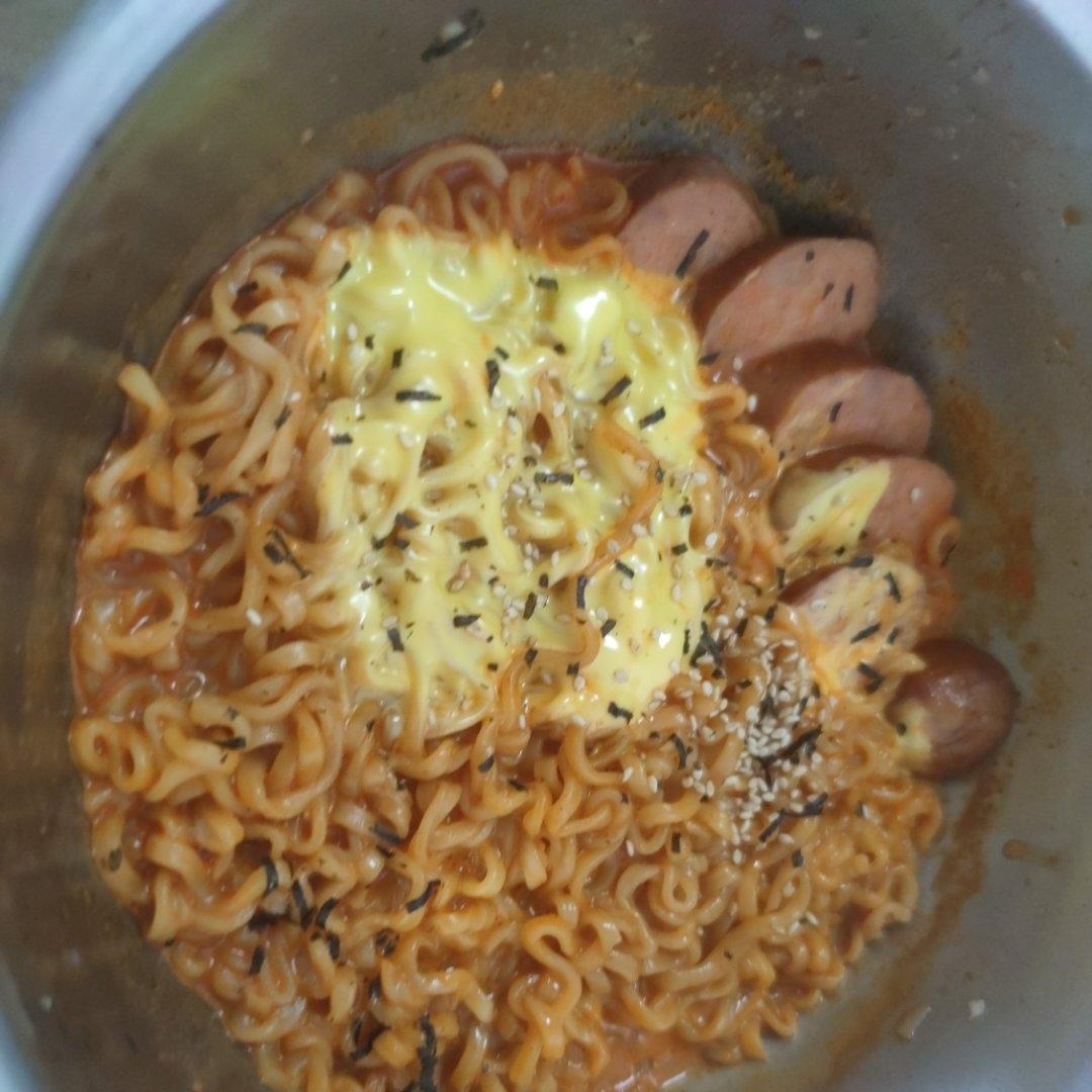 热fufu的牛奶芝士火鸡面