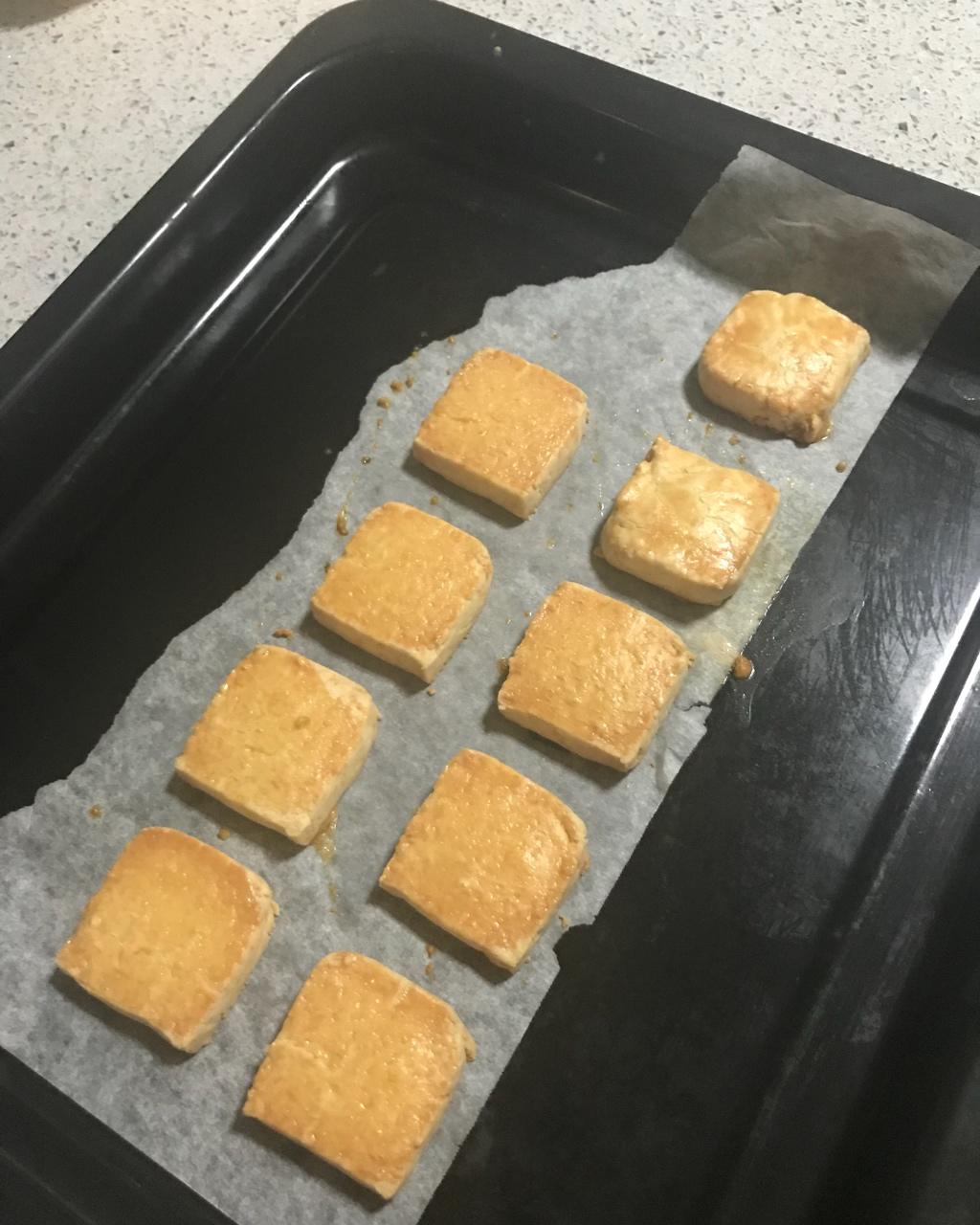 切达奶酪饼干
