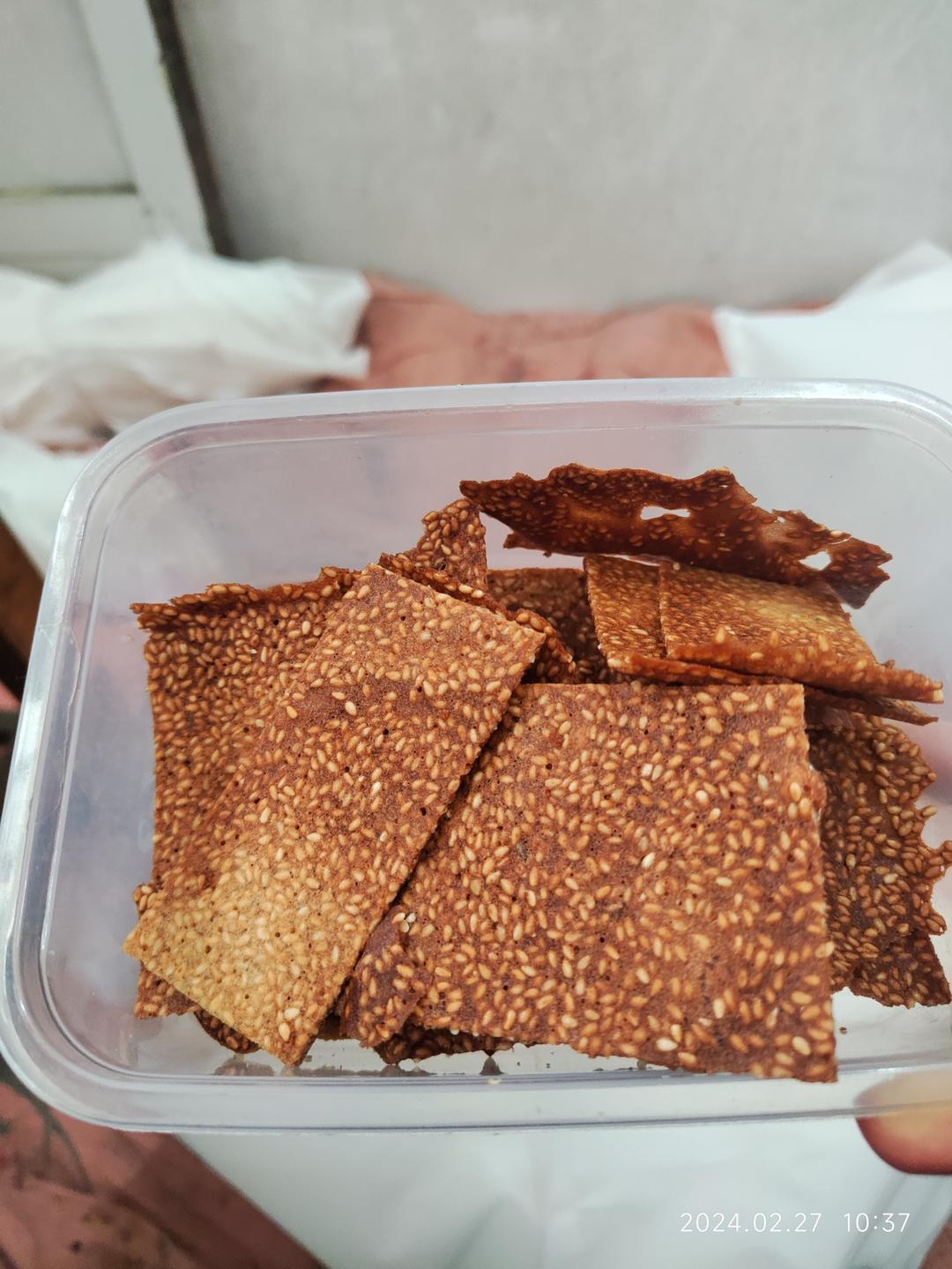 芝麻薄脆饼干，一步操作，超级简单