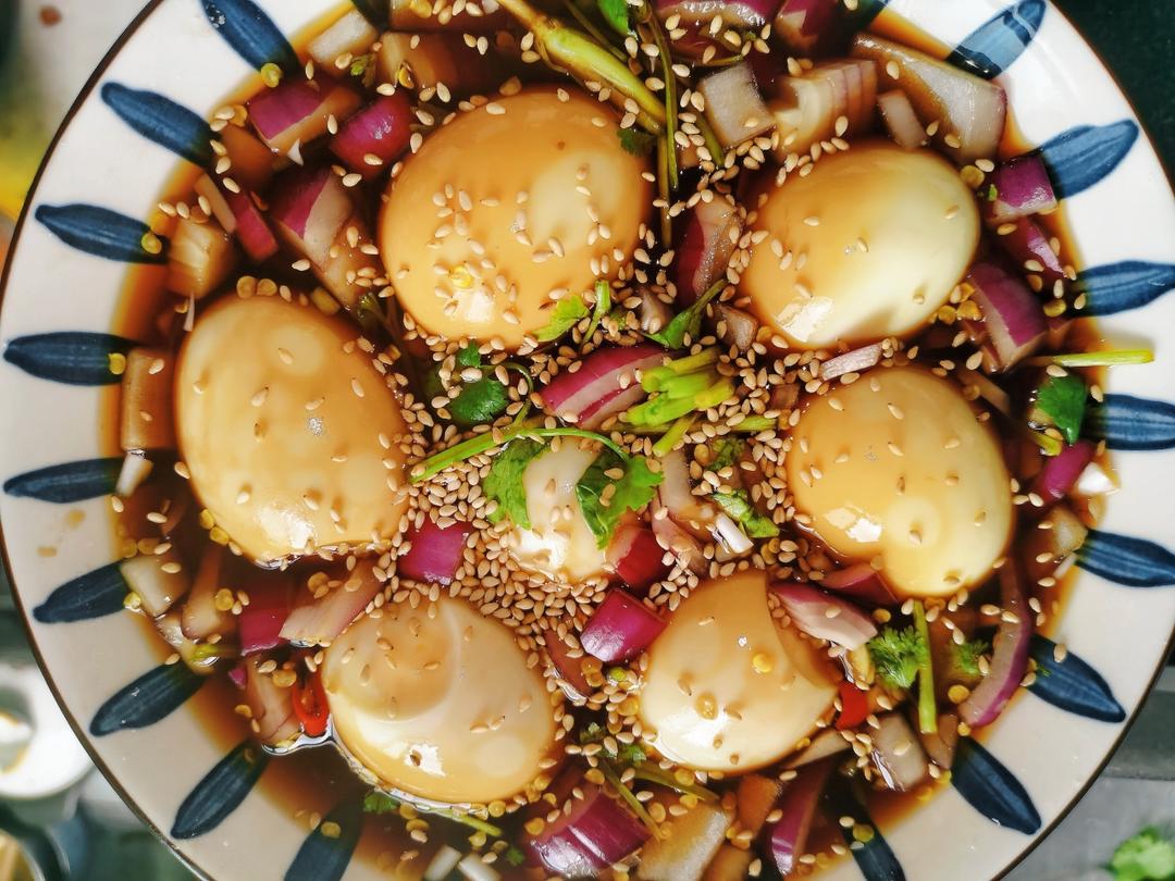 泡一泡就好的酱鸡蛋