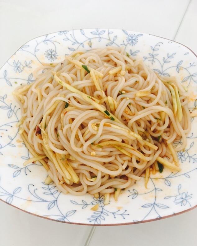 香辣干拌米线