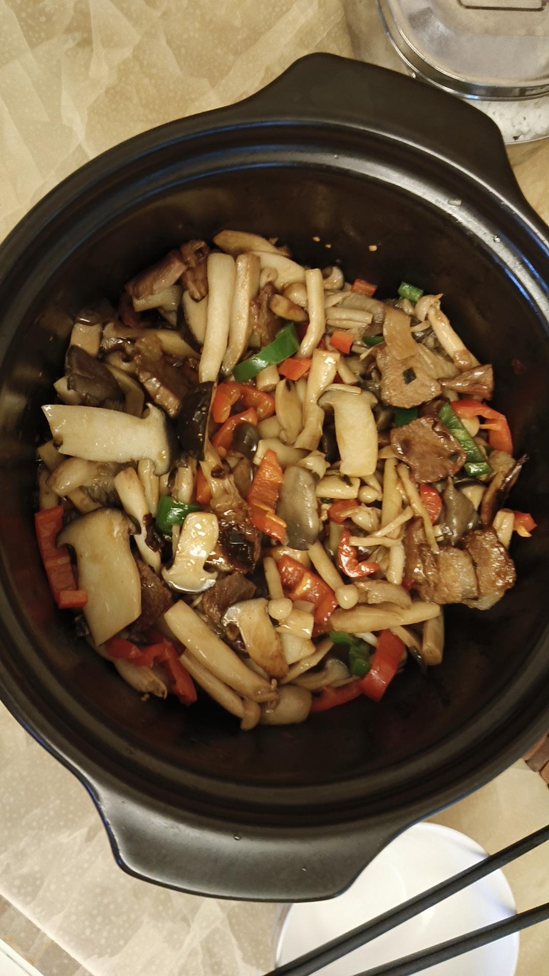 菌菇煲(杂菇煲)