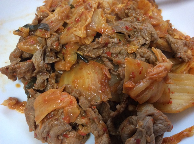 2015-05-17 17:29:36赞牛肉炒辣白菜牛肉