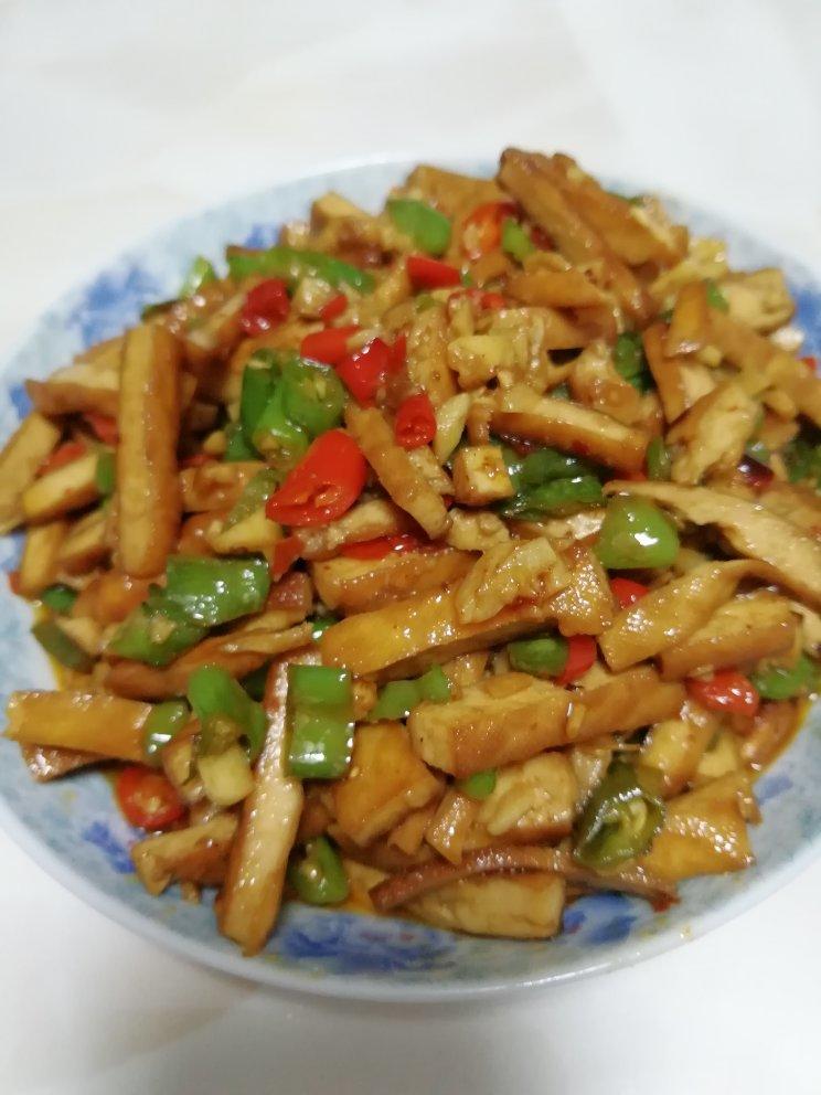 青椒炒香干