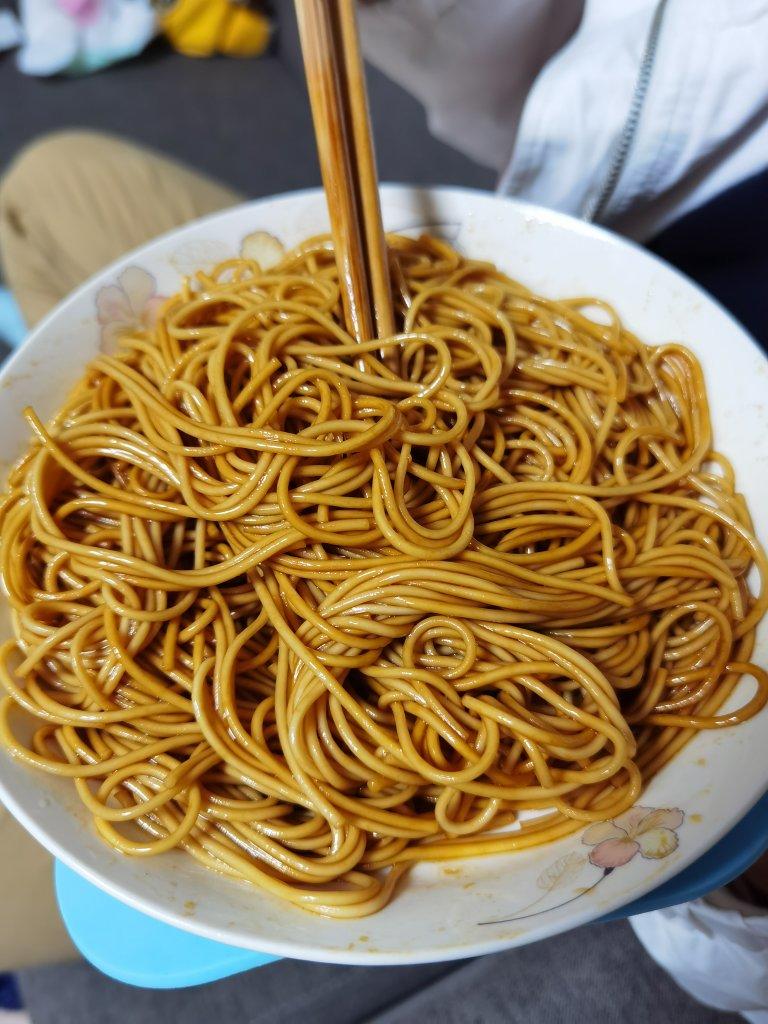 极香的葱油面